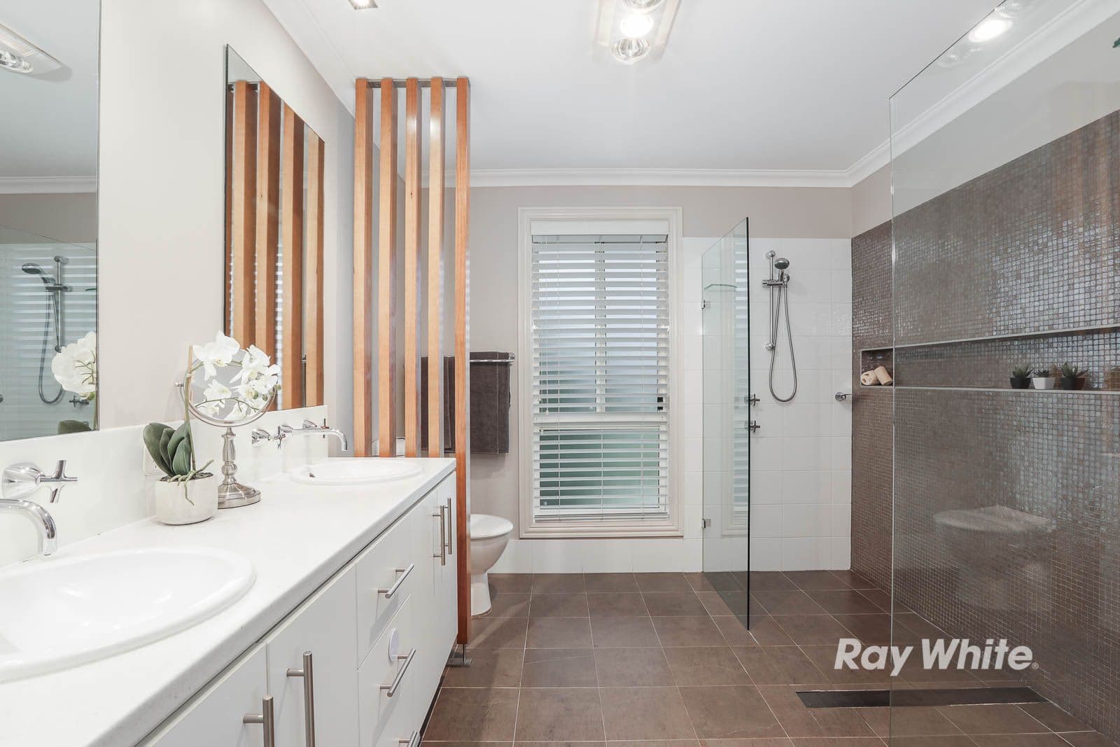 4 Melvey Place, Castle Hill - Thumbnail 7