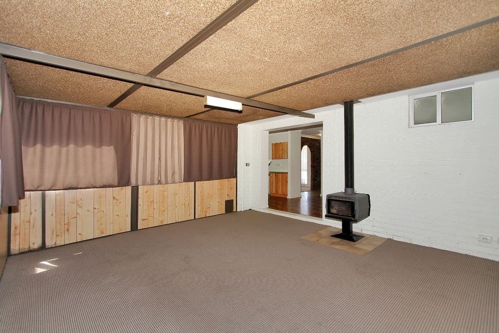 29 Prescott Drive, GOSNELLS WA 6110, Gosnells - Thumbnail 4