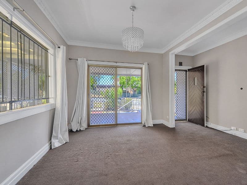 16 Warraba Avenue, Wavell Heights QLD 4012, Wavell Heights - Thumbnail 8