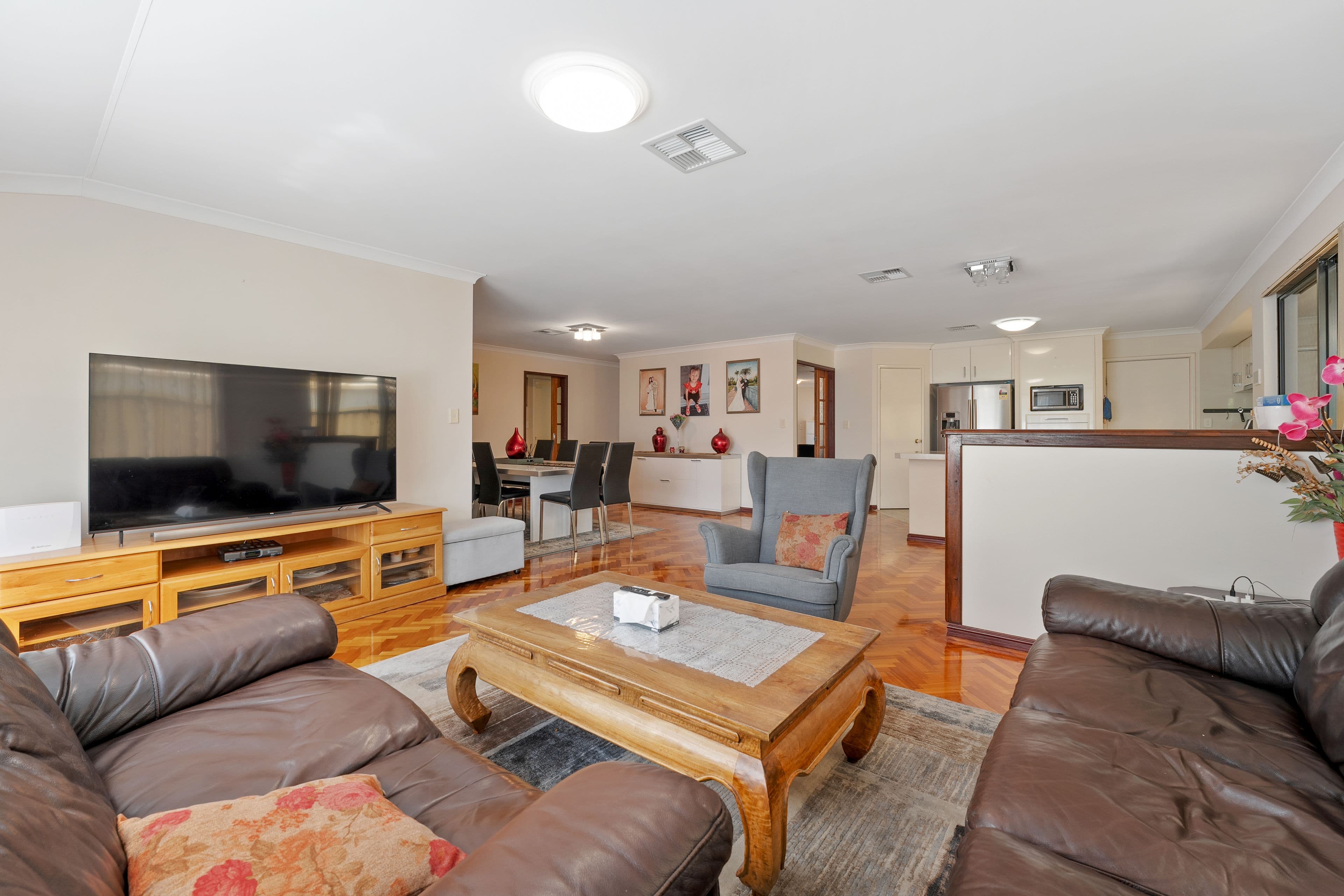 10 Colville Street, Waikiki WA 6169, Waikiki - Thumbnail 2
