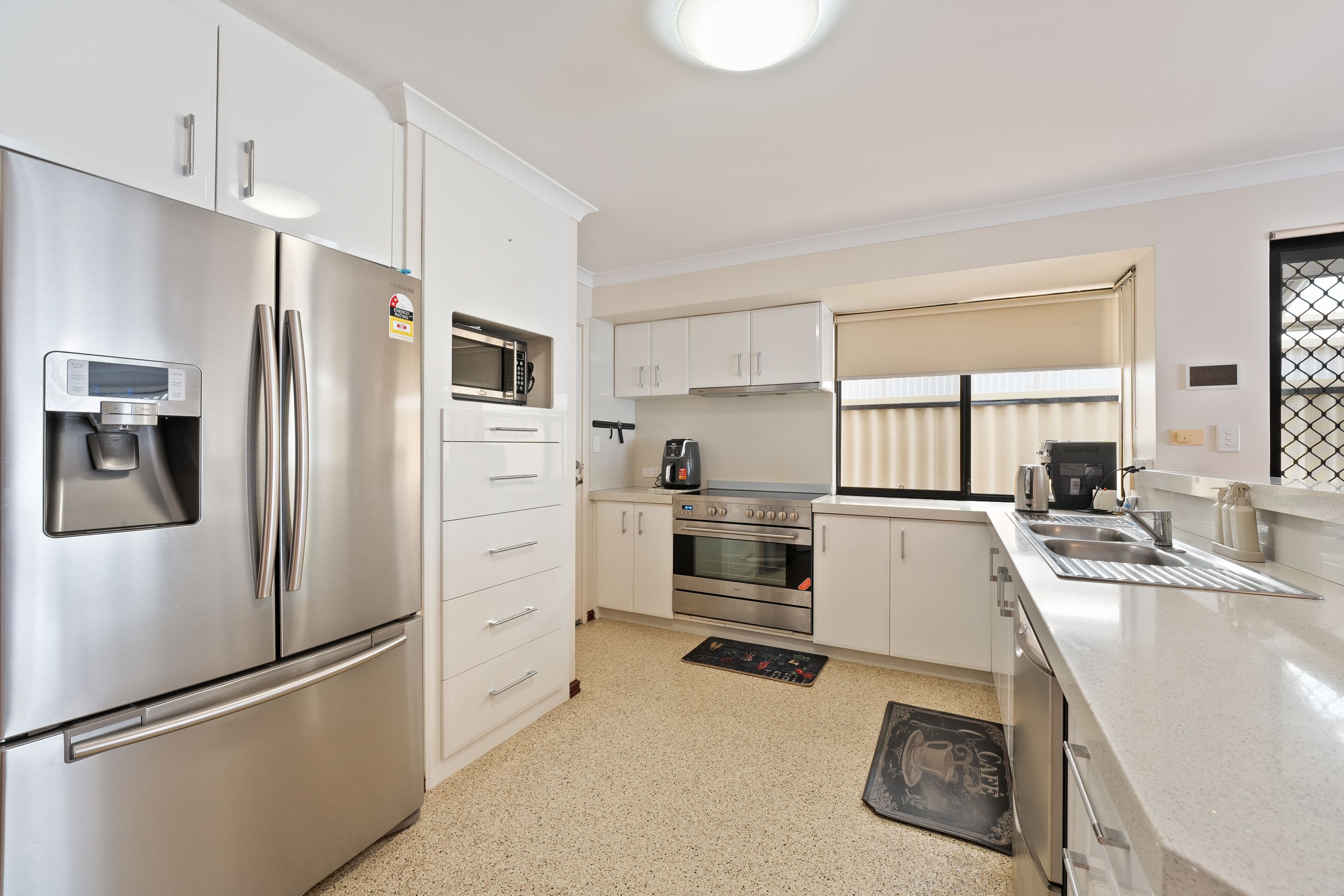 10 Colville Street, Waikiki WA 6169, Waikiki - Thumbnail 3