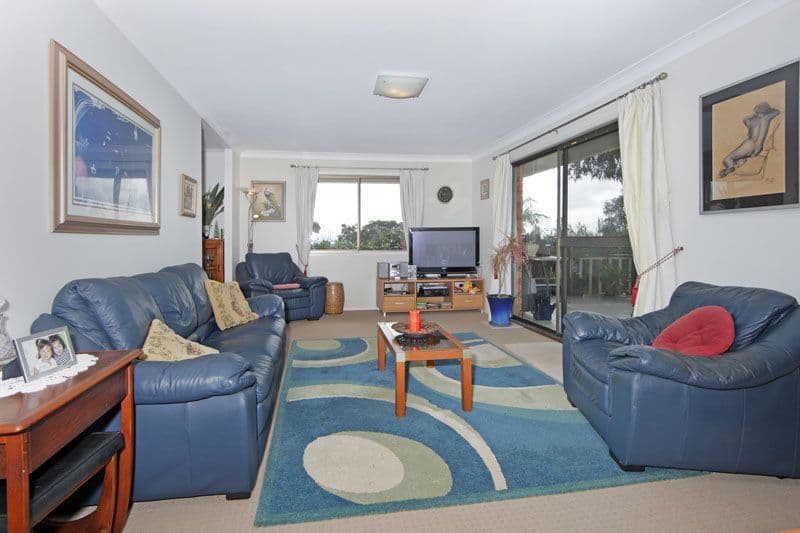 1  Jonathon Close, BATEAU BAY NSW 2261, Bateau Bay - Thumbnail 3