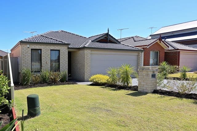 21 Trentham Road, Landsdale WA 6065, Landsdale - Image 1
