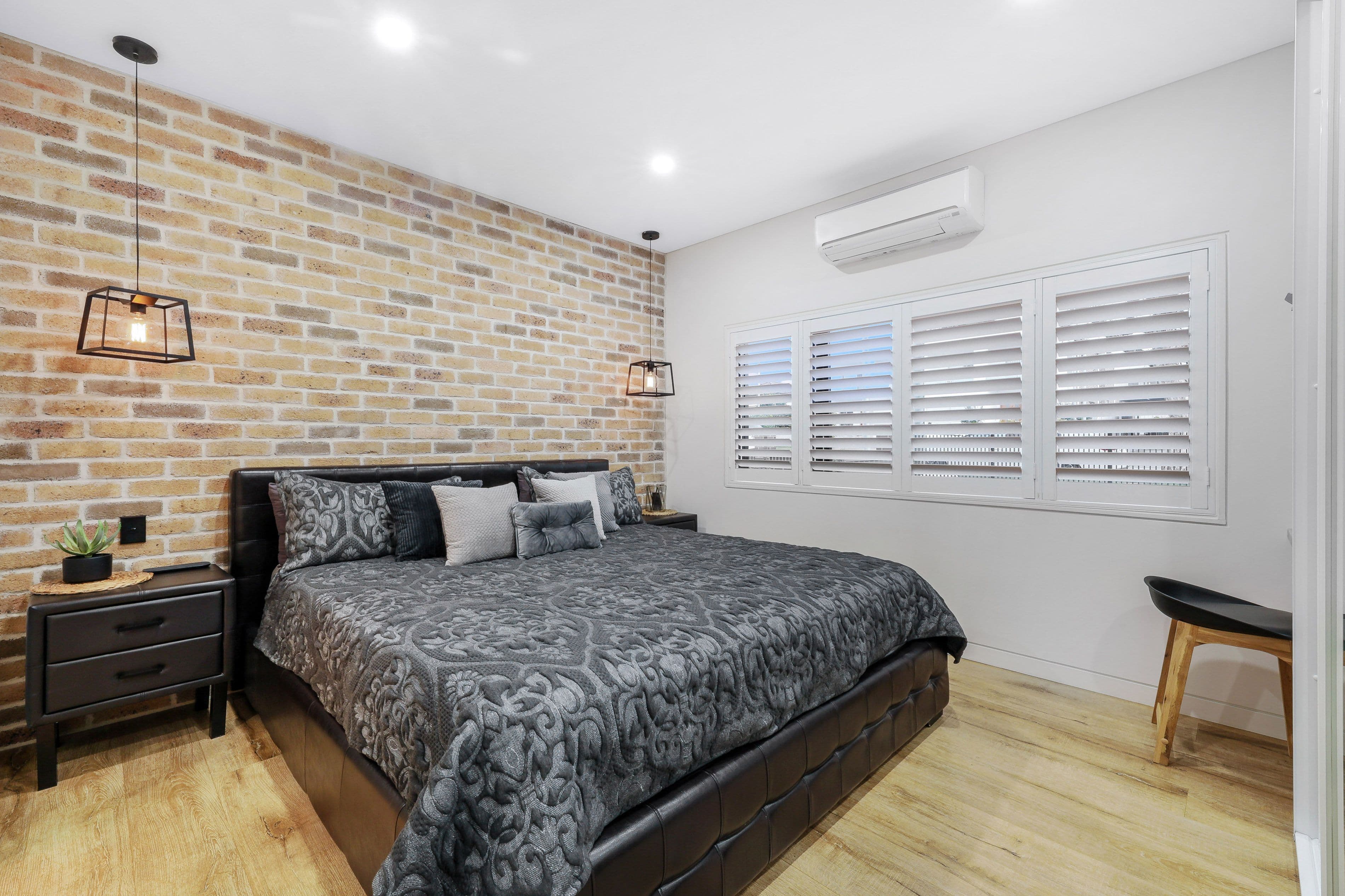 82 Hannans Road, Riverwood NSW 2210, Riverwood - Thumbnail 2