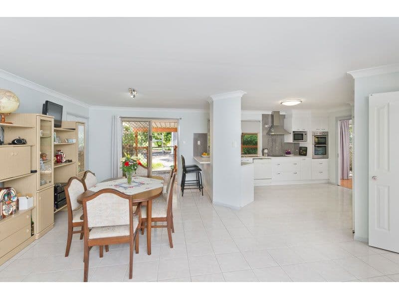 39 Weston Drive, BUNYA QLD 4055, Bunya - Thumbnail 2
