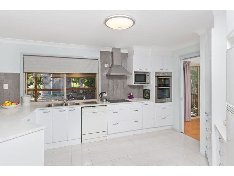 39 Weston Drive, BUNYA QLD 4055, Bunya - Thumbnail 5
