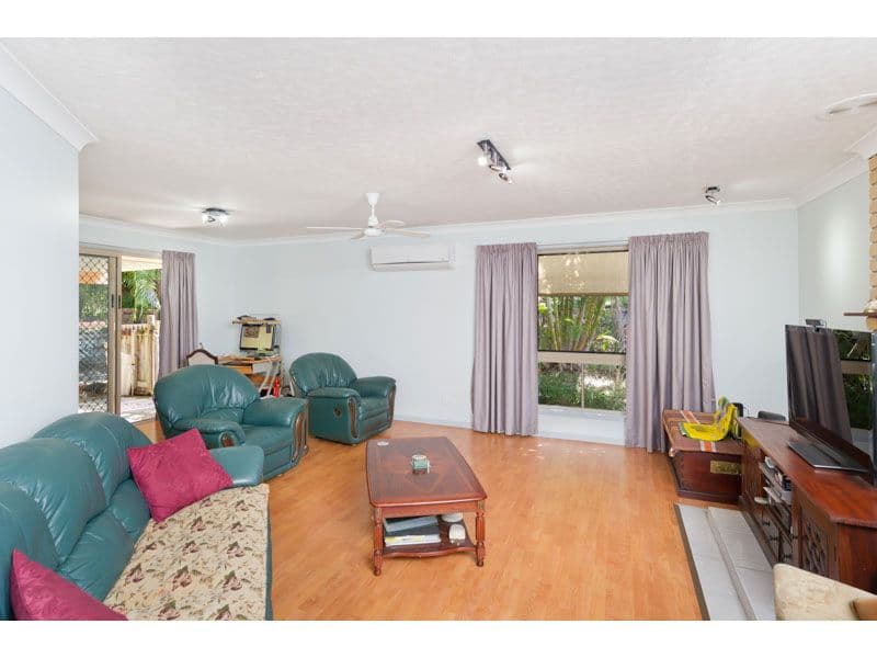 39 Weston Drive, BUNYA QLD 4055, Bunya - Thumbnail 6
