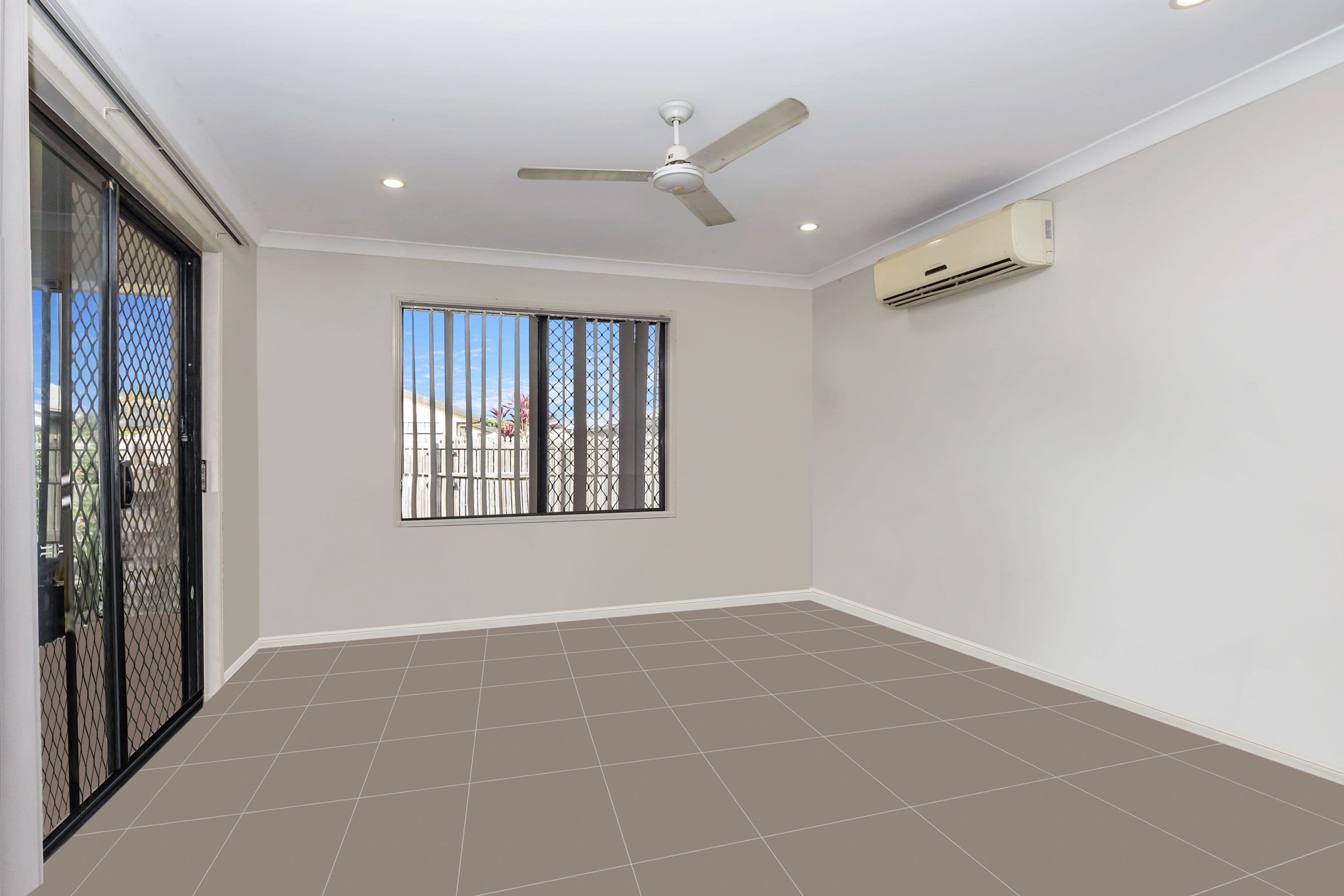 16 Peregrine Avenue, Kelso QLD 4815, Kelso - Thumbnail 3