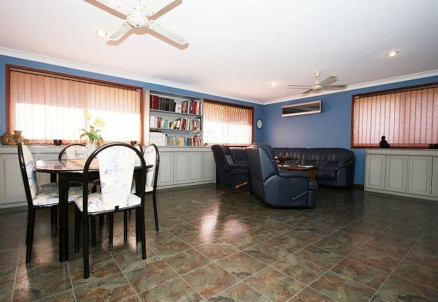 22A Endeavour Road, GEORGES HALL NSW 2198, Georges Hall - Thumbnail 4