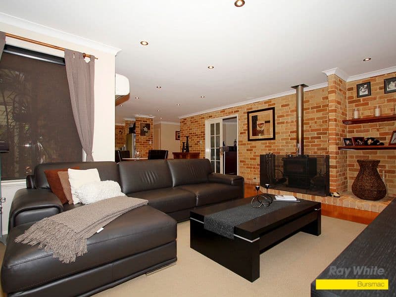 9 Mudlark Crescent, BALLAJURA WA 6066, Ballajura - Thumbnail 3