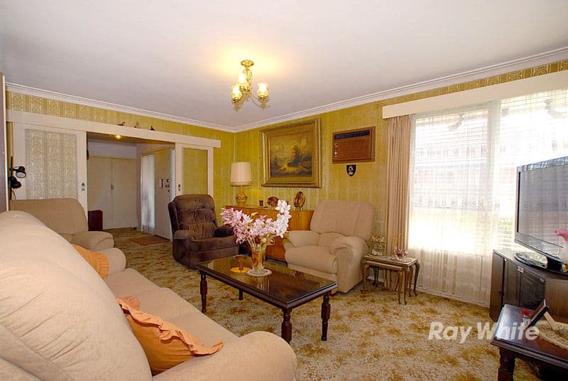 4 Deborah Court, NOBLE PARK VIC 3174, Noble Park - Thumbnail 4