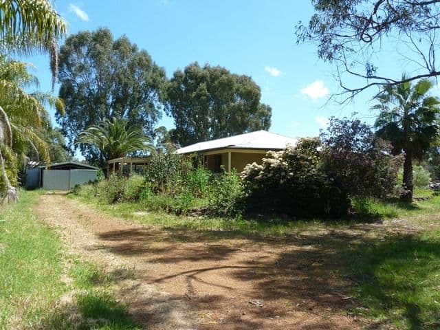 131 Carl Street, MUCHEA WA 6501, Muchea - Thumbnail 3