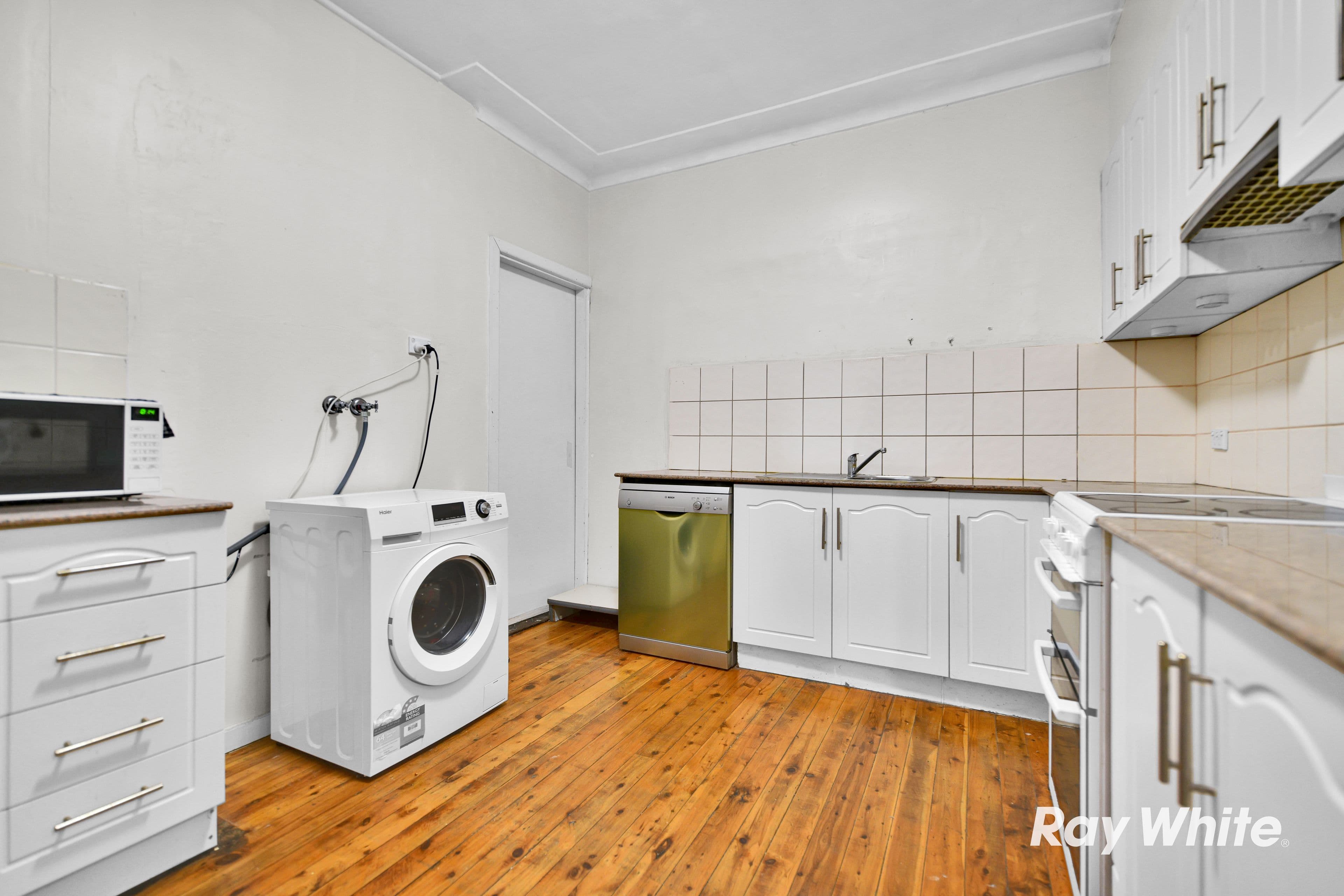 30 Elizabeth Crescent, Kingswood NSW 2747, Kingswood - Thumbnail 8