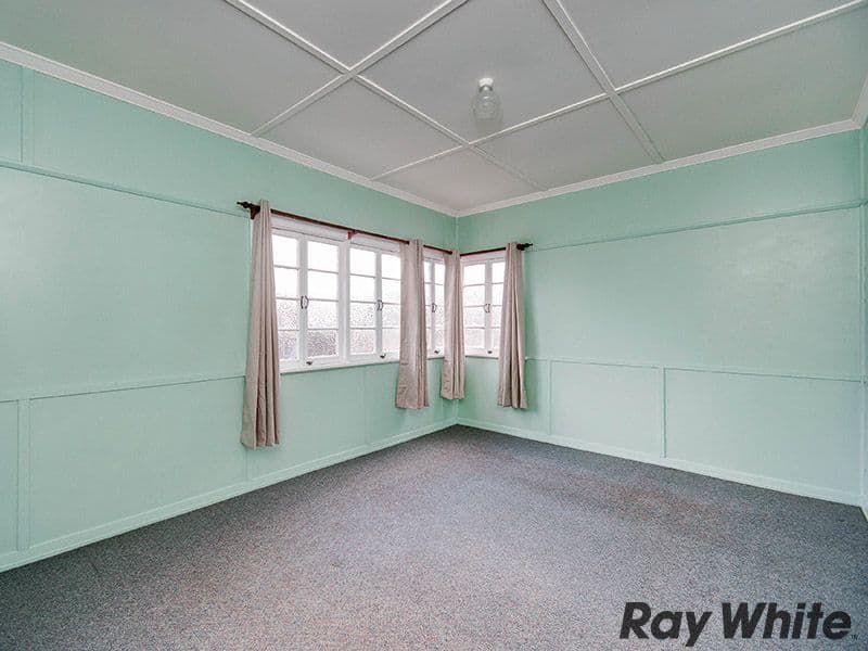76 Dawson Parade, KEPERRA QLD 4054, Keperra - Thumbnail 5