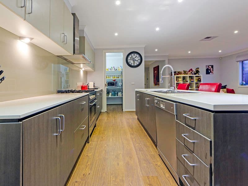 3 Omaroo Street, Truganina VIC 3029, Truganina - Thumbnail 7