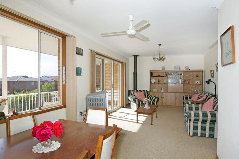30 Curzon Avenue, BATEAU BAY NSW 2261, Bateau Bay - Thumbnail 4