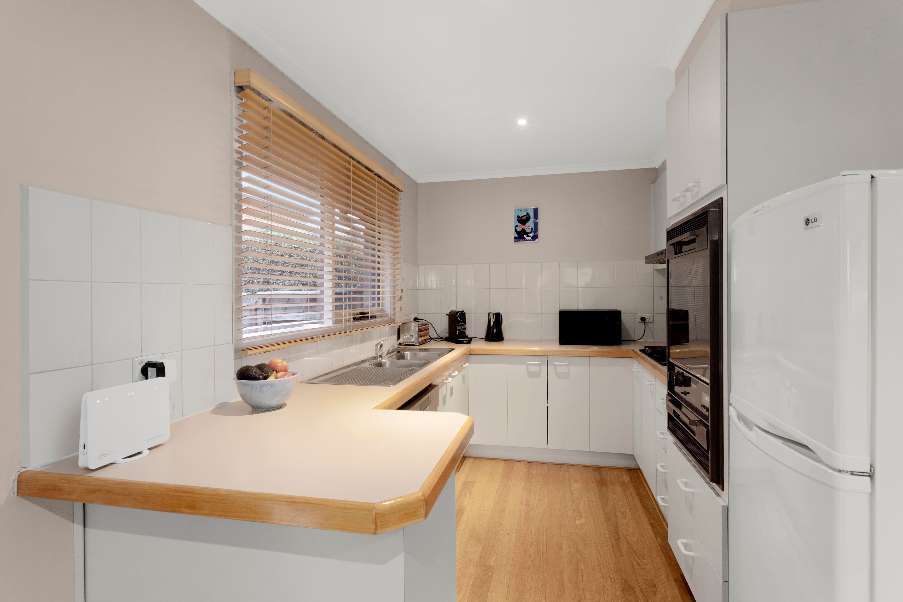 95 Oakleigh Road, Carnegie VIC 3163, Carnegie - Thumbnail 3