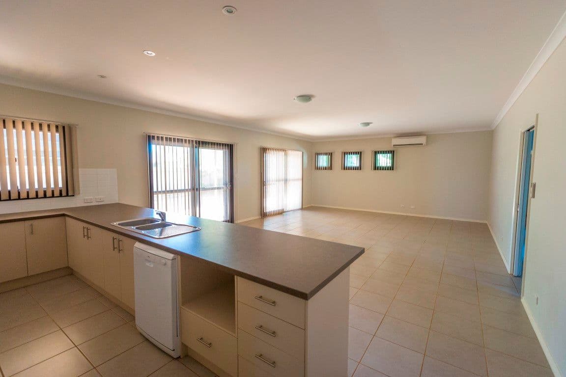 7 Beacon Close, South Hedland WA 6722, South Hedland - Thumbnail 2