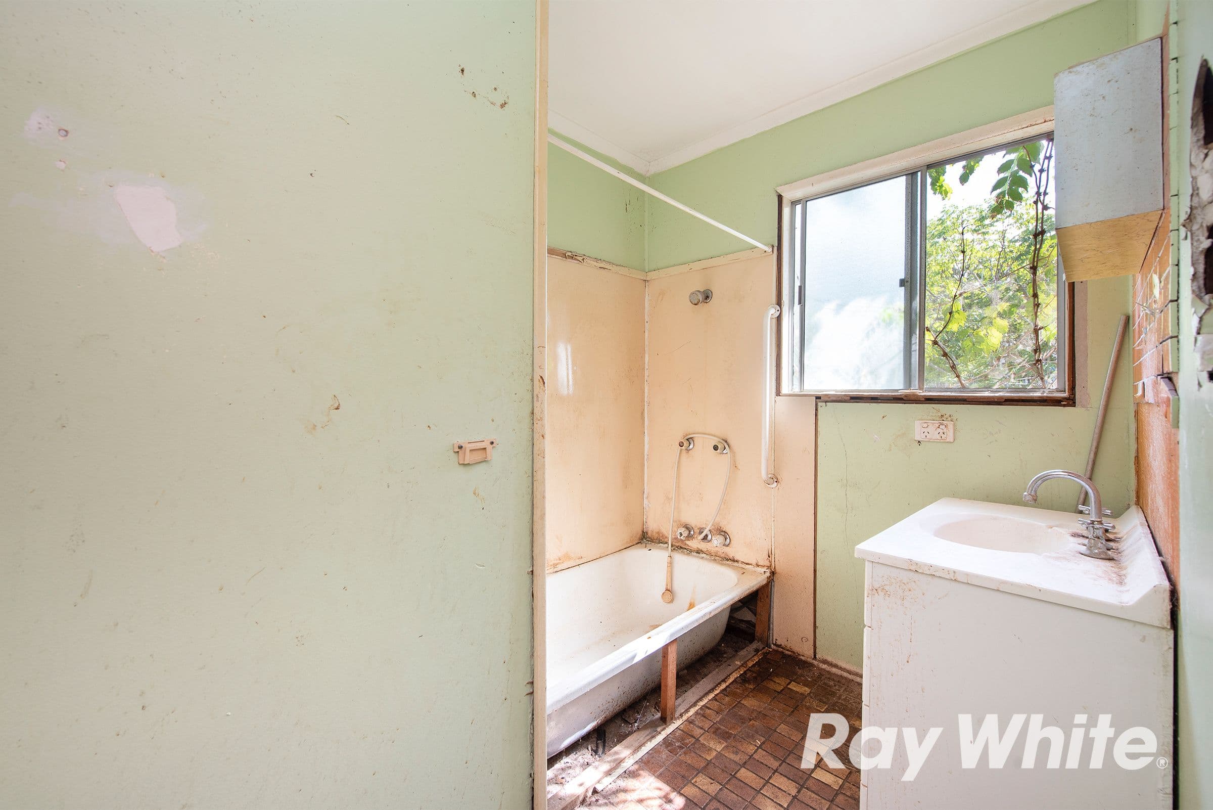 29 Alexander Street, Woodridge QLD 4114, Woodridge - Thumbnail 8