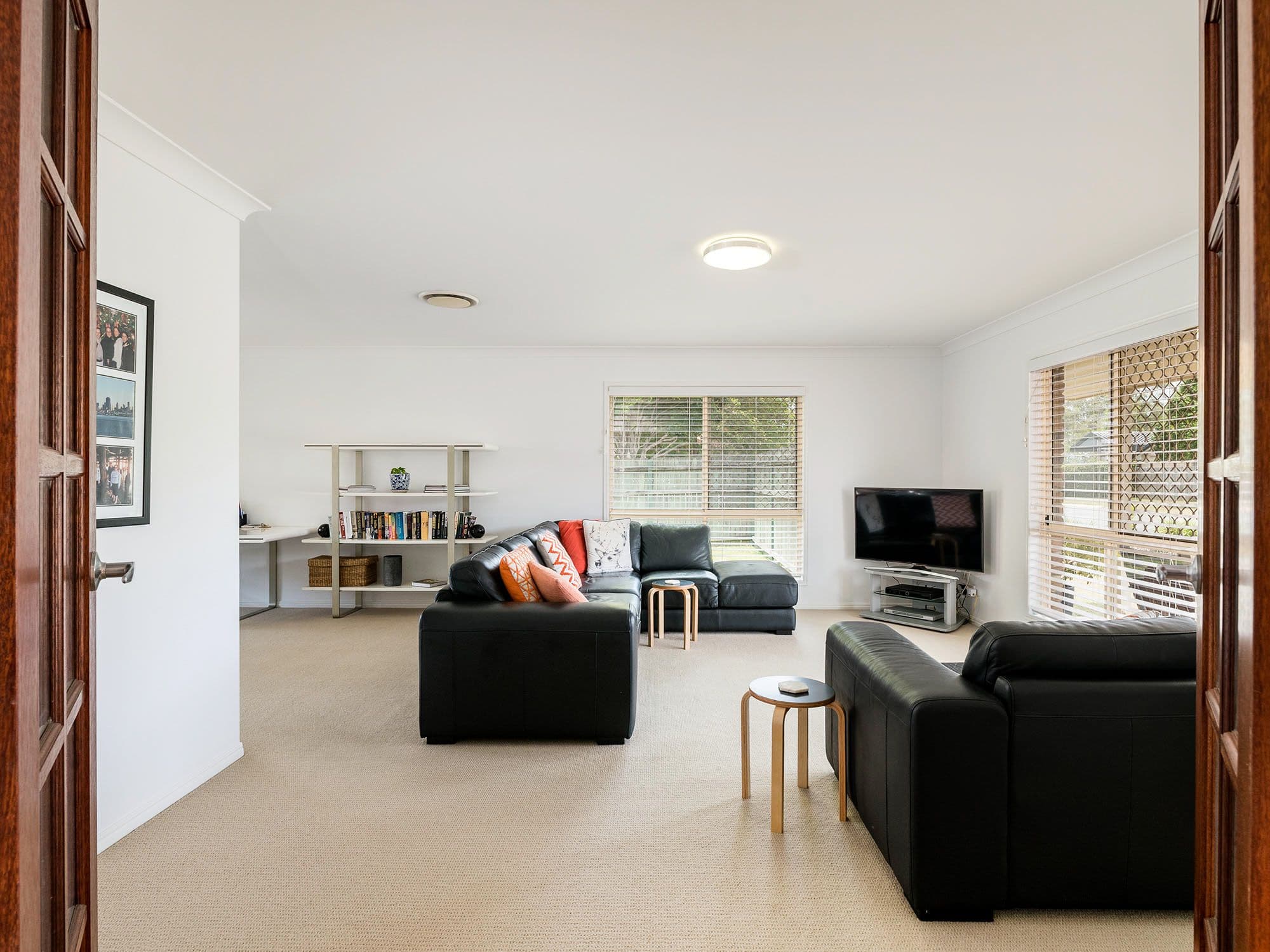 16 Regency Place, Carindale QLD 4152, Carindale - Thumbnail 2