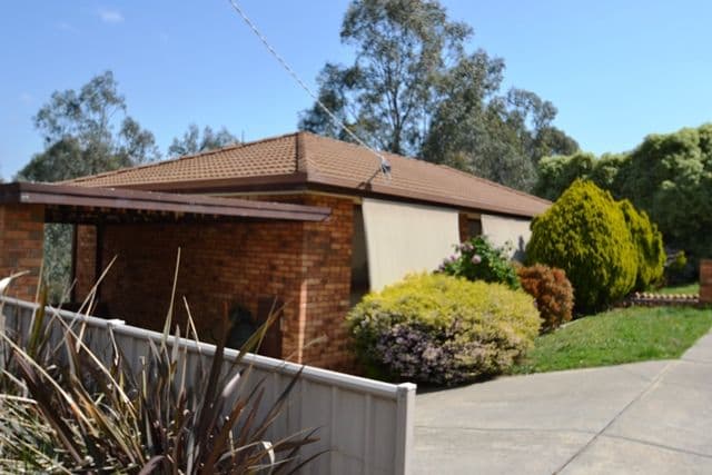 36 Hanley Crescent, SEYMOUR VIC 3660, Seymour - Image 1