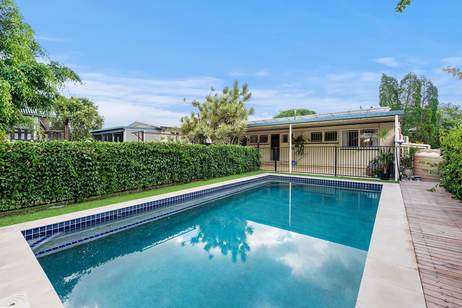 35 Lawson Street, Oxley QLD 4075, Oxley - Image 1