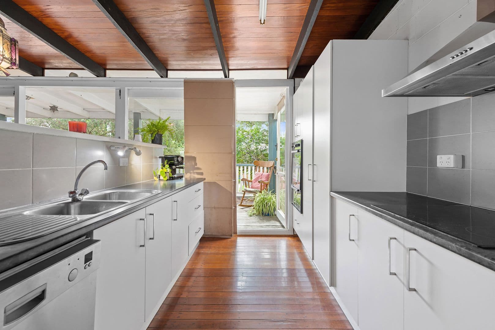 35 Lawson Street, Oxley QLD 4075, Oxley - Thumbnail 3
