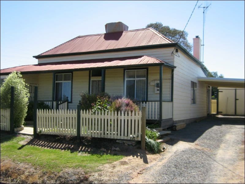 16 Raglan Street, ST ARNAUD VIC 3478, St Arnaud - Image 1