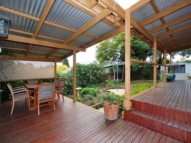 17 Strickland Avenue, MILL PARK VIC 3082, Mill Park - Thumbnail 8