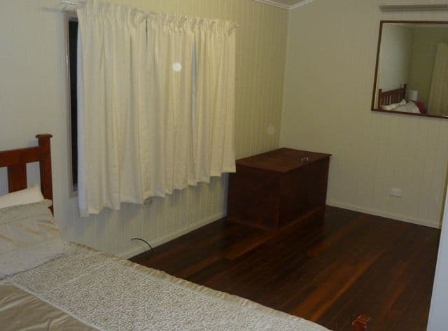 3 Brolga Street, LONGREACH QLD 4730, Longreach - Thumbnail 4