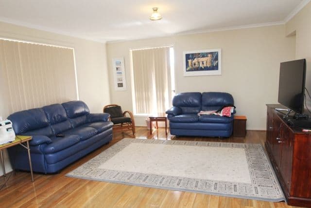 13 Tamblyn Street, Clare SA 5453, Clare - Thumbnail 2