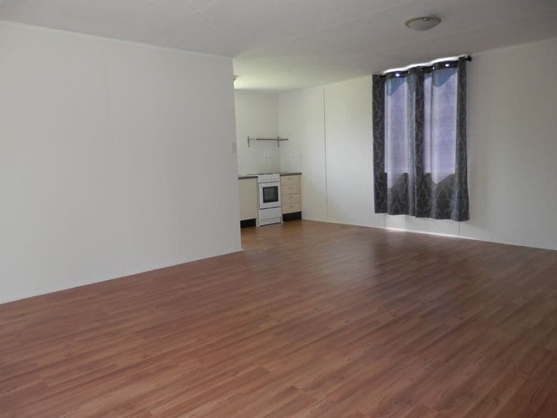 2A McLauchlan Street, BOONAH QLD 4310, Boonah - Thumbnail 2