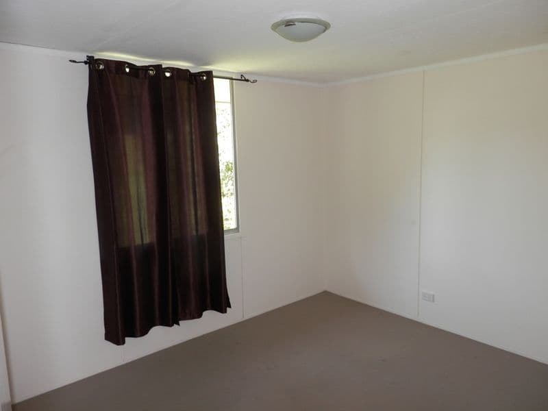 2A McLauchlan Street, BOONAH QLD 4310, Boonah - Thumbnail 7
