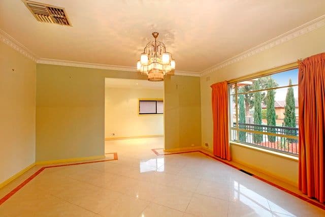 22 Inverness Street, RESERVOIR VIC 3073, Reservoir - Thumbnail 2