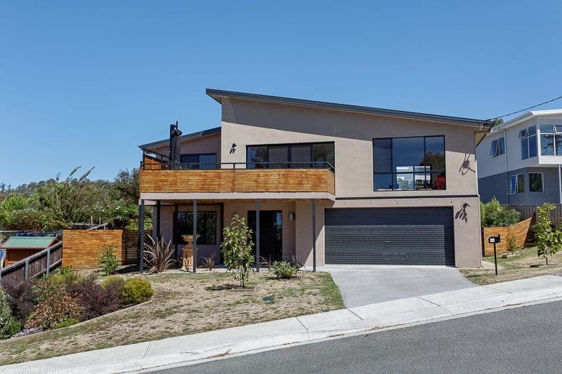 1 Gourlay Street, BLACKMANS BAY TAS 7052, Blackmans Bay - Thumbnail 2