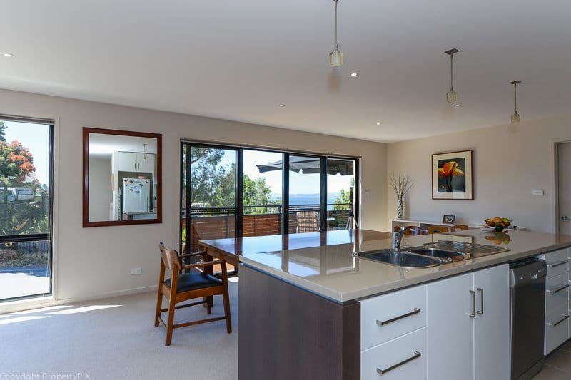 1 Gourlay Street, BLACKMANS BAY TAS 7052, Blackmans Bay - Thumbnail 6