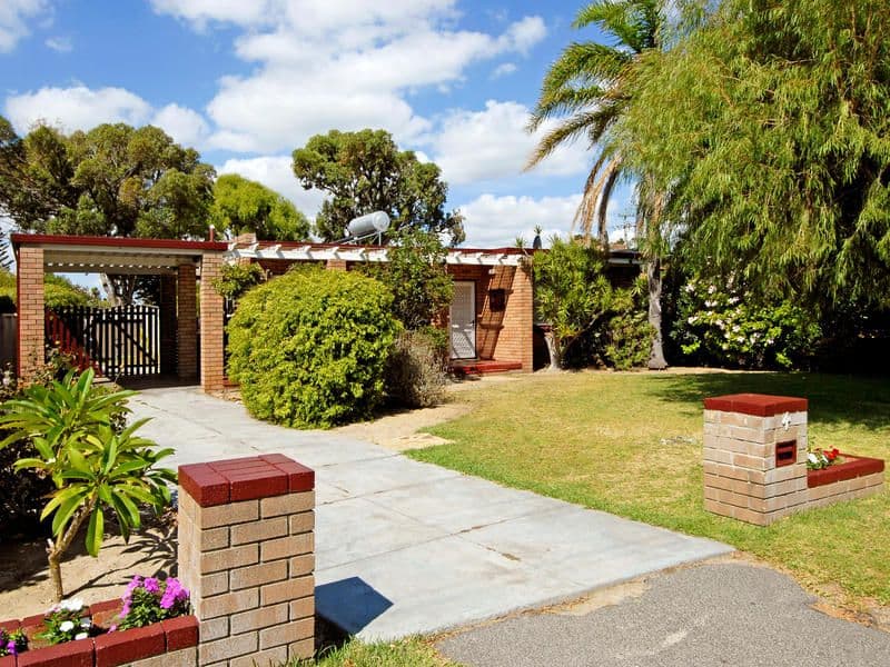 4 Carina Close, ROCKINGHAM WA 6168, Rockingham - Image 1