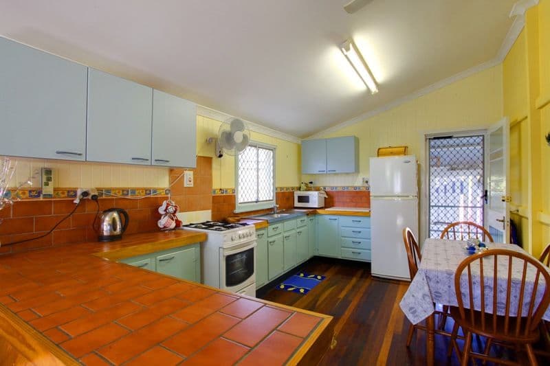 7 Diprose Street, PIMLICO QLD 4812, Pimlico - Thumbnail 2