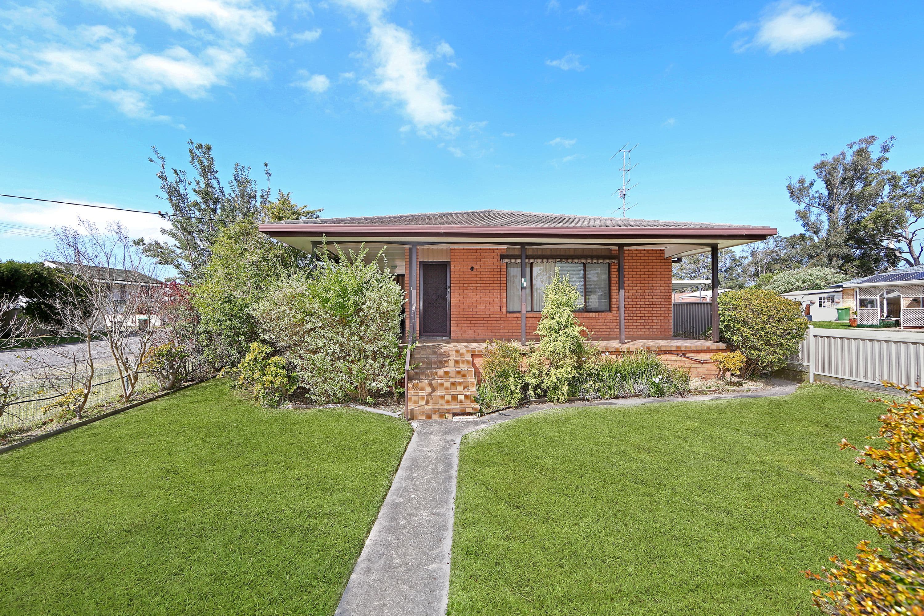 28 Vales Road, Mannering Park - Thumbnail 4