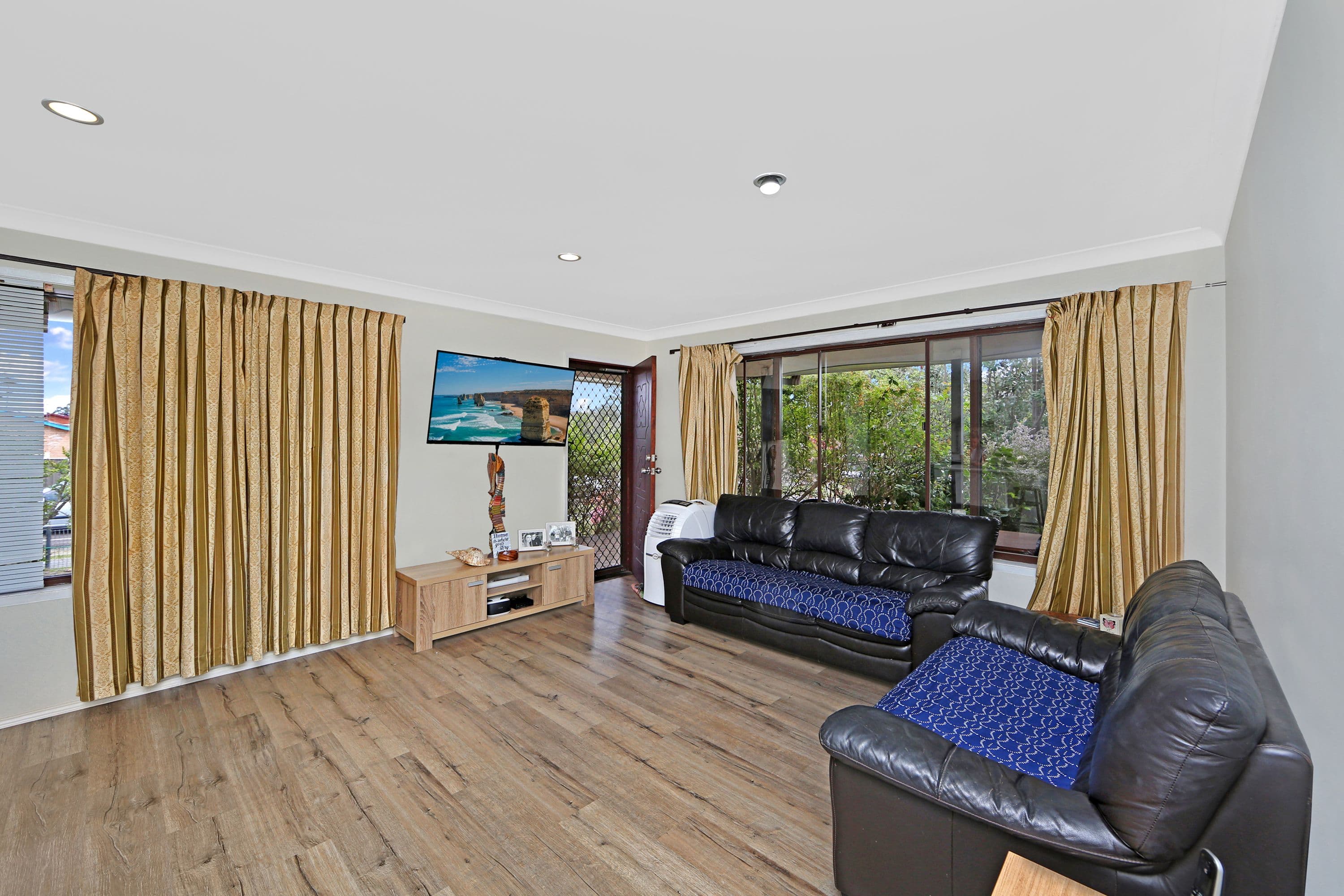 28 Vales Road, Mannering Park - Thumbnail 7