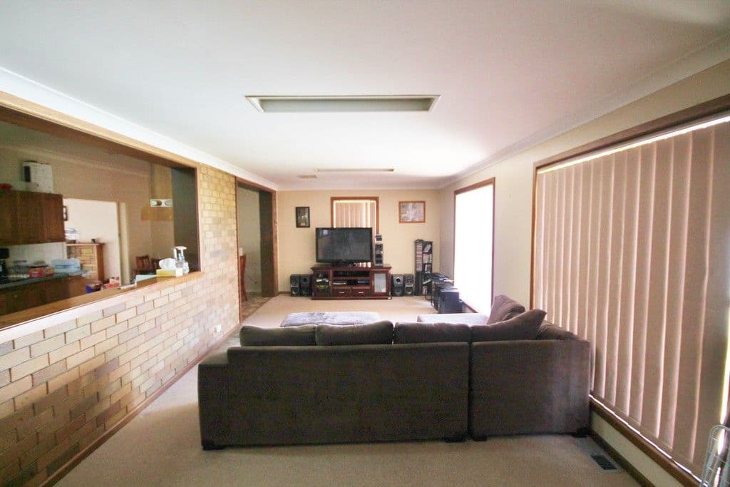 20 Prospect Street, Young - Thumbnail 3