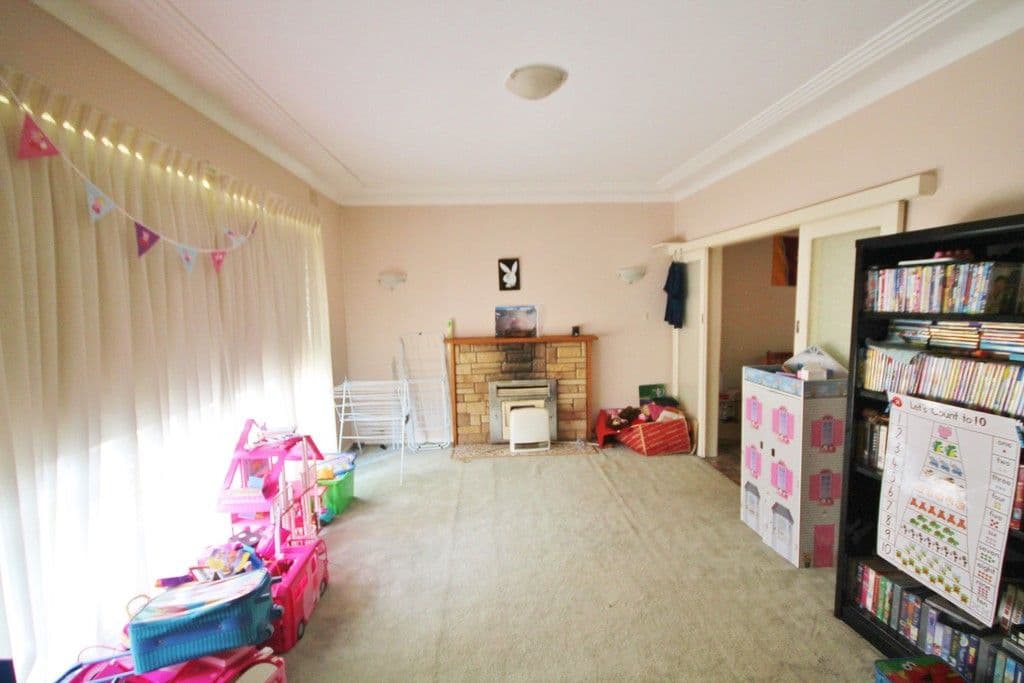 20 Prospect Street, Young - Thumbnail 5