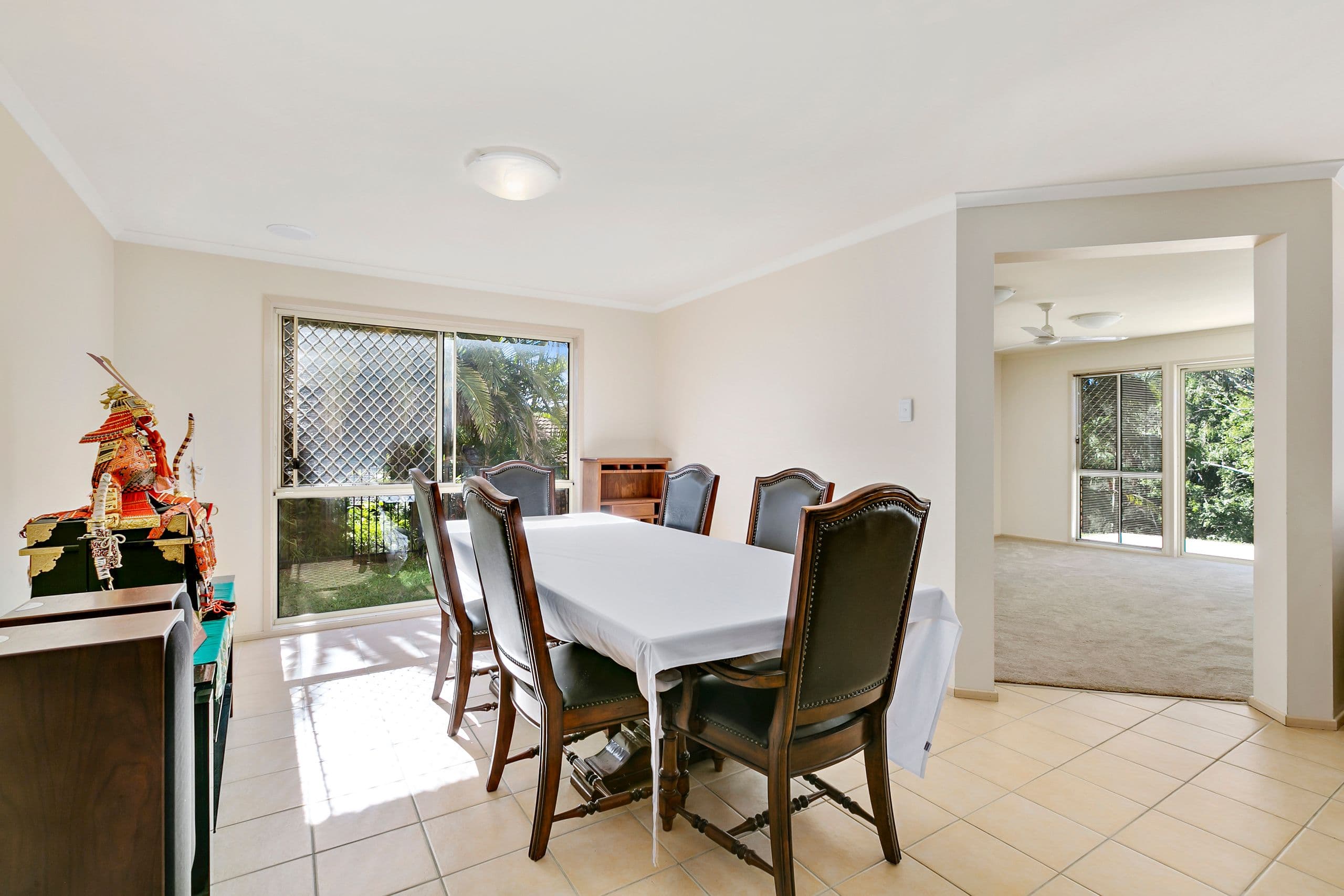 5 Edelsten Court, Carrara QLD 4211, Carrara - Thumbnail 3