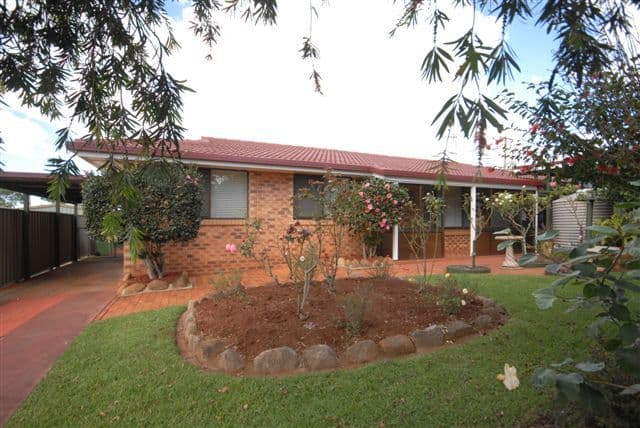 32  Wellcamp Street, NEWTOWN QLD 4350, Newtown - Image 1