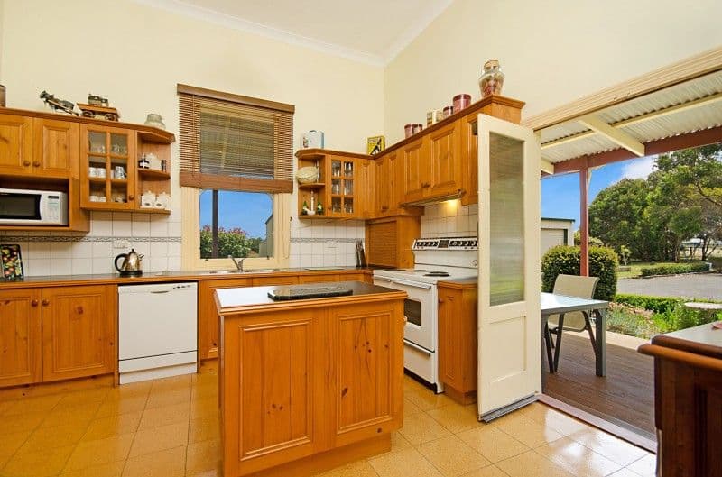 22 Lowery Road, TOWER HILL VIC 3283, Tower Hill - Thumbnail 3