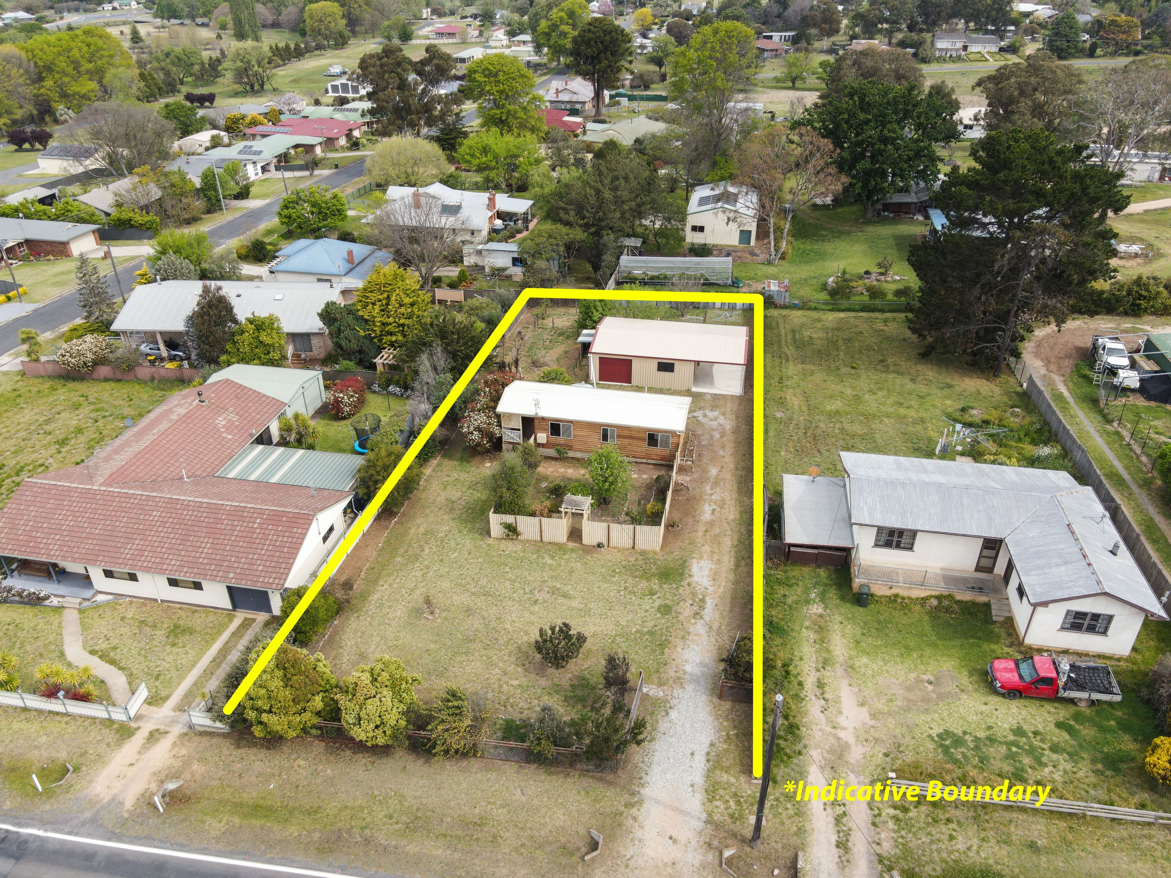 105 Cowper Street, Tenterfield NSW 2372, Tenterfield - Image 1