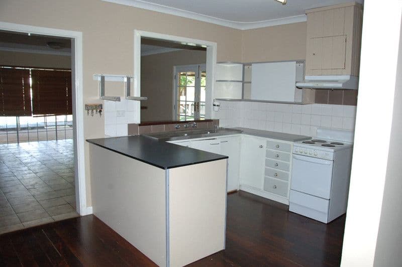 10 Afric Street, MIDDLE SWAN WA 6056, Middle Swan - Thumbnail 4