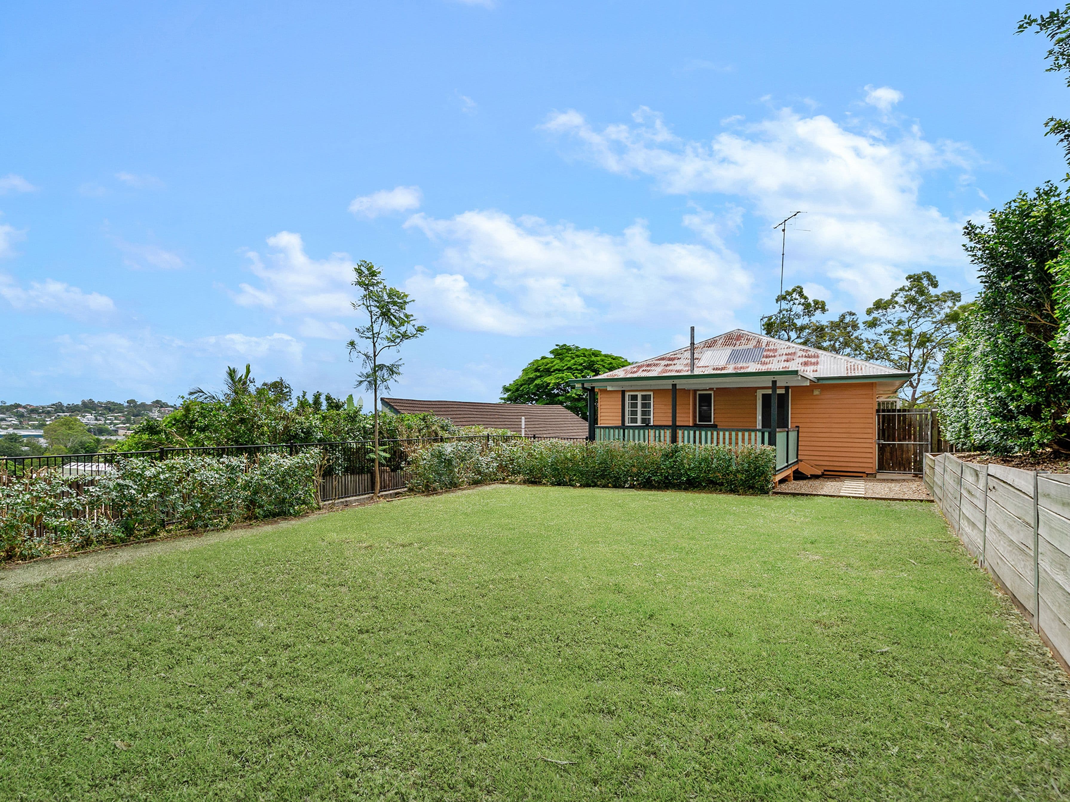100 Chelford Street, Alderley QLD 4051, Alderley - Thumbnail 2