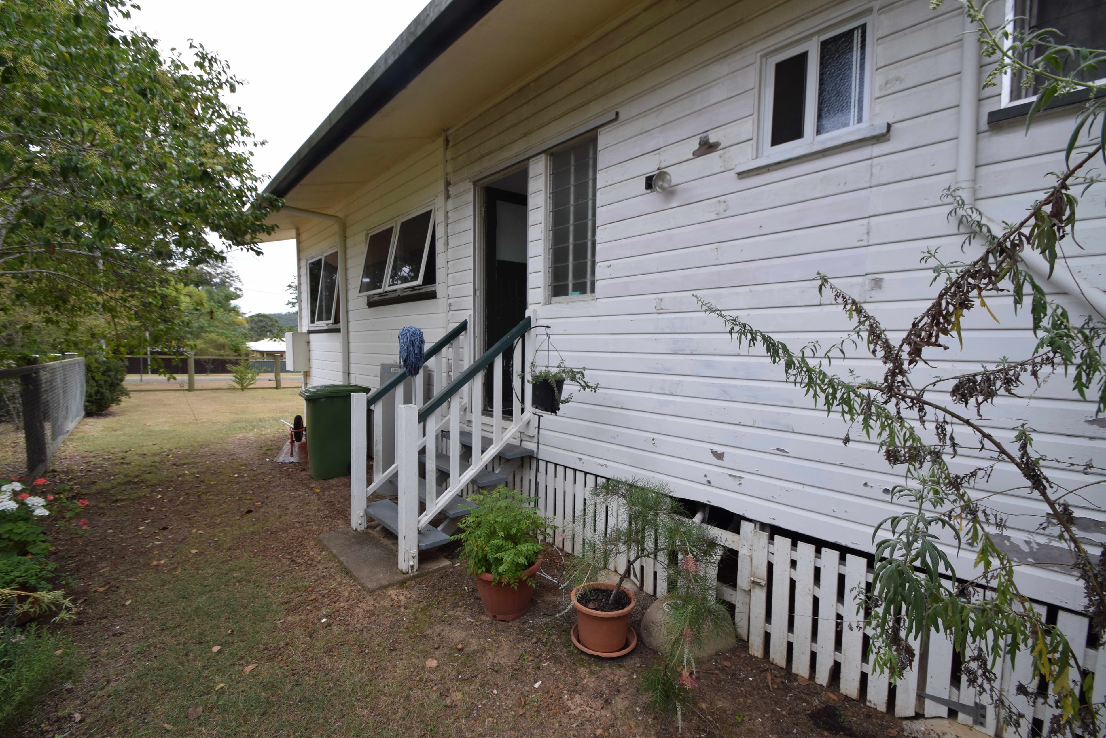 78 East Street, Esk QLD 4312, Esk - Thumbnail 4