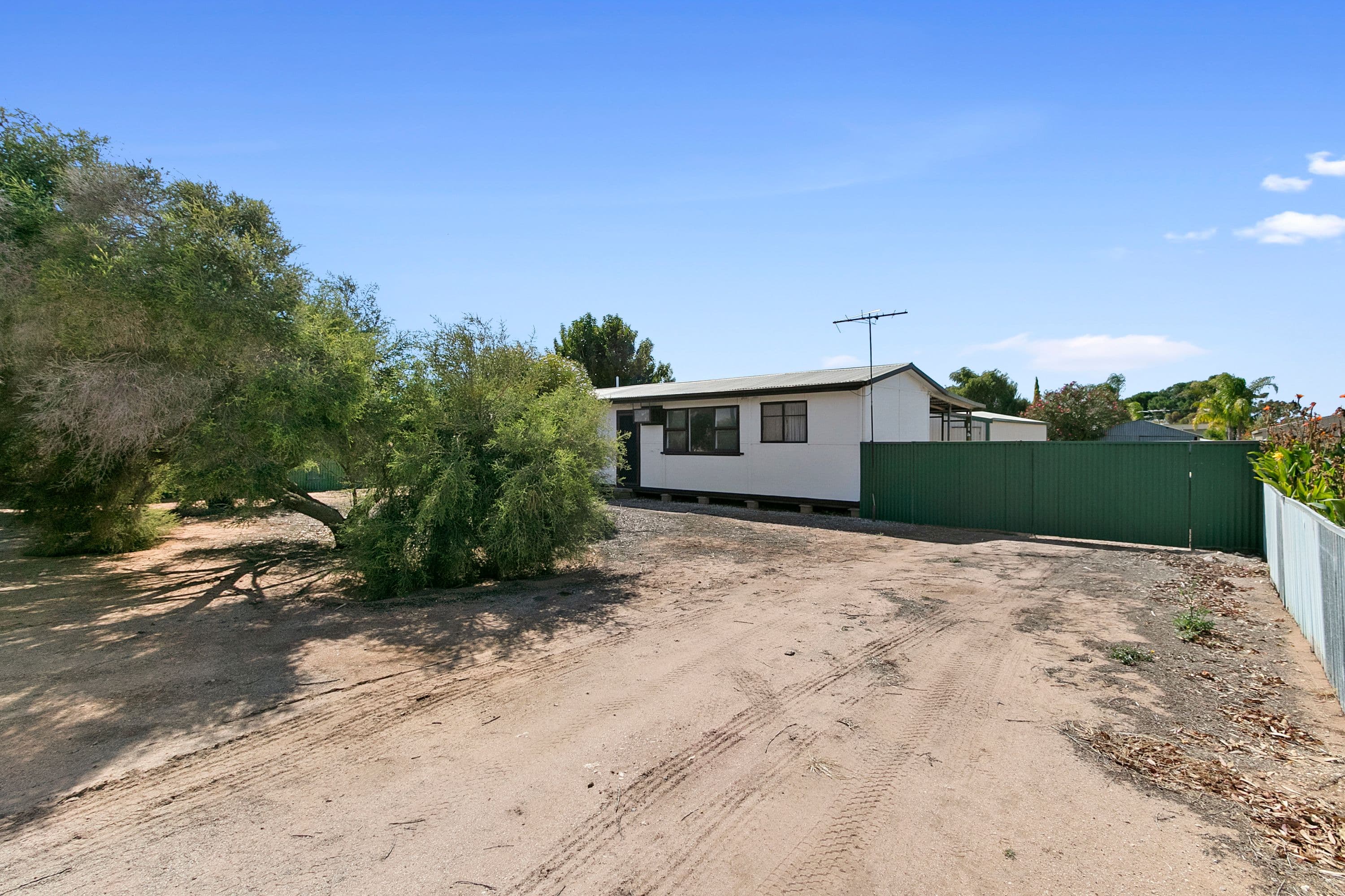 10 Emeu Street, Clinton SA 5570, Clinton - Thumbnail 3